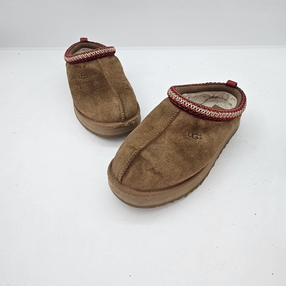 UGG Tazz Platform Slippers Sand Size 6 Women Suede Cozy Fashionable Slip-On - Picture 14 of 15